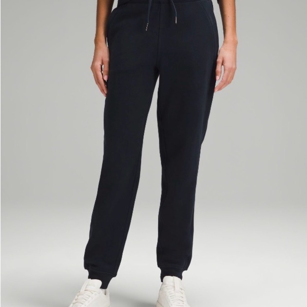 Lululemon Scuba High Rise Jogger